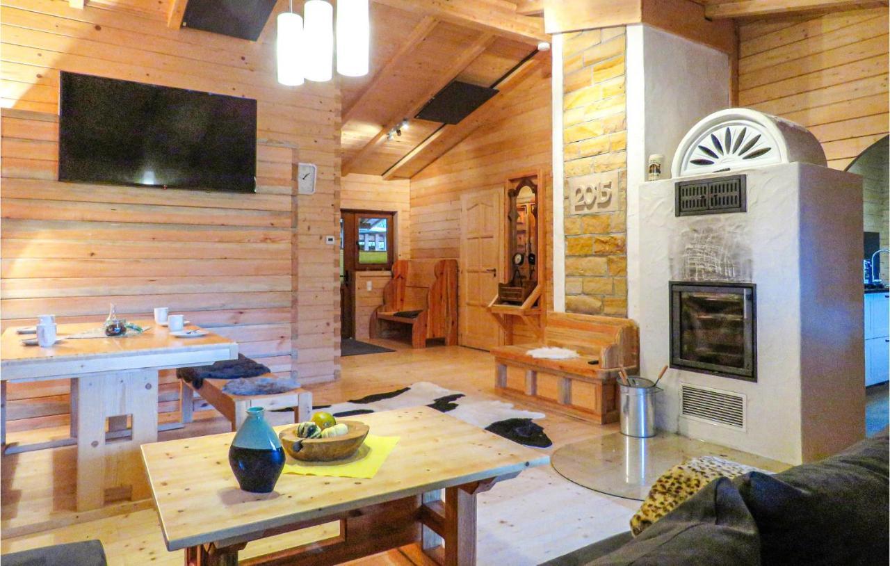 Cozy Home In Merzalben With Kitchen Экстерьер фото