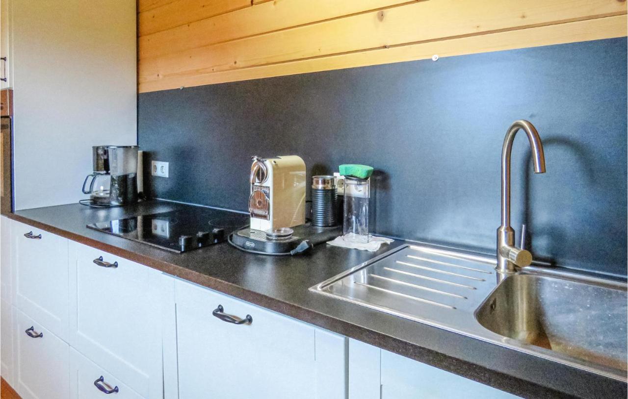 Cozy Home In Merzalben With Kitchen Экстерьер фото