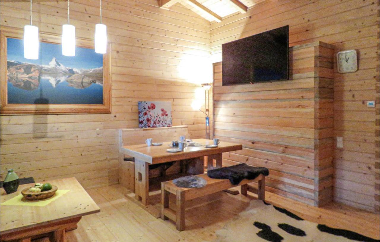Cozy Home In Merzalben With Kitchen Экстерьер фото