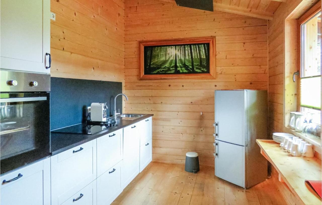 Cozy Home In Merzalben With Kitchen Экстерьер фото